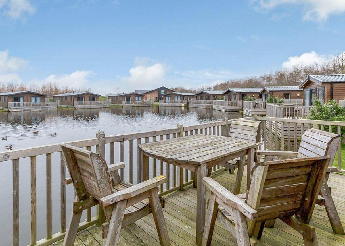 Woodland Lakes Lodges Thirsk Ngoại thất bức ảnh